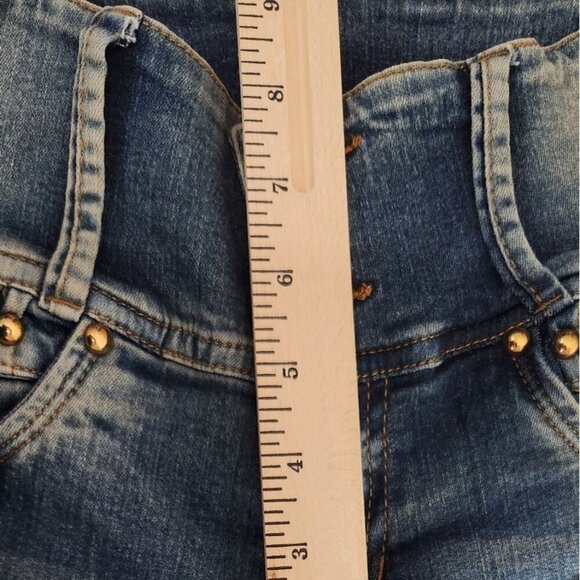 Osheas Jeans Shorts Womens Denim Bermuda Distressed Embellished Pockets Size 10 - Picture 8 of 11